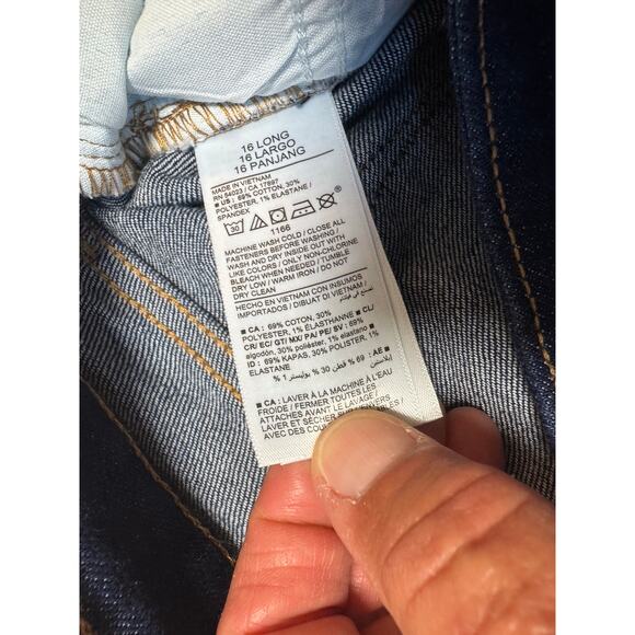 OLD NAVY WOW Mid-Rise, Bootcut, Denim Blue Jeans, size Women's 16L (Long/Tall) - Picture 9 of 9